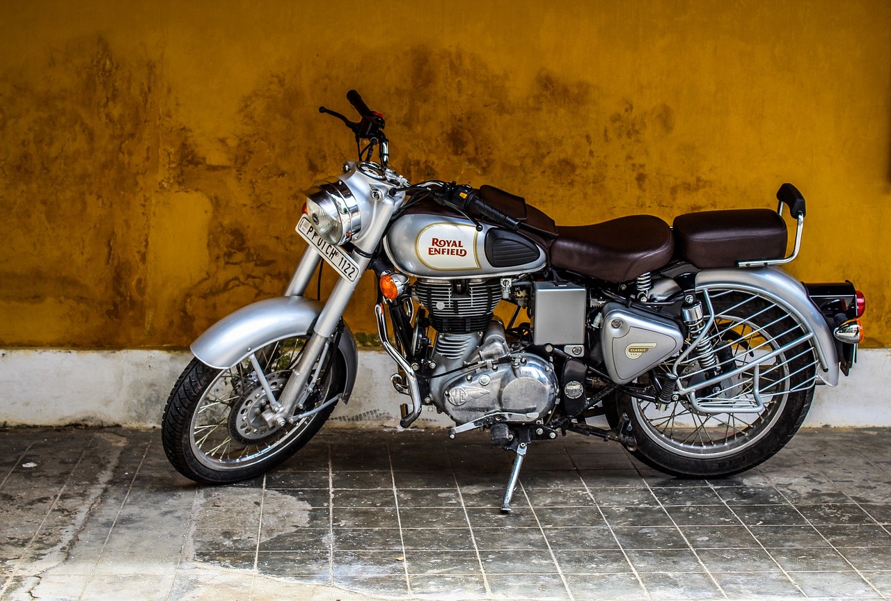 160 km की रफ्तार और दमदार परफॉर्मेंस Triumph Scrambler 400X का जलवा