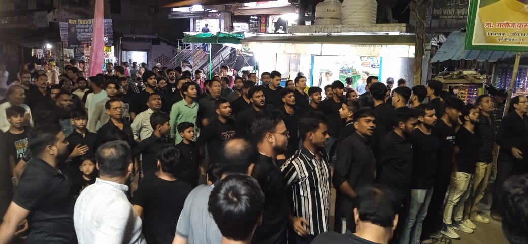 मोहर्रम का पहला मातमी जुलूस निकला रायबरेली में: करबला के शहीदों को दी गई अकीदतभरी श्रद्धांजलि