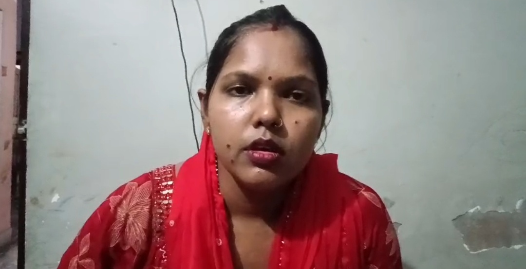 बिना तलाक दूसरी शादी की तैयारी कर रहा था लेखपाल, पहली पत्नी ने गांव में पहुंचकर कर दिया पोल खोल
