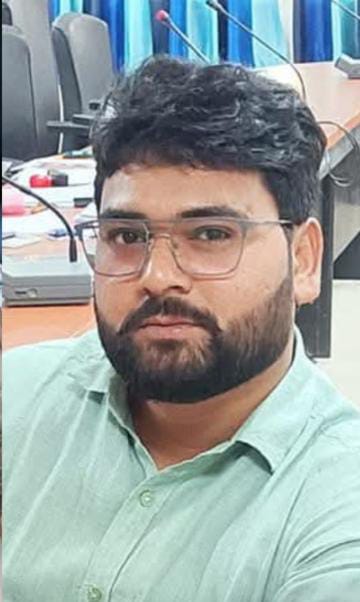 डलमऊ में लेखपाल पर दुष्कर्म की कोशिश का आरोप, फिर भी पुलिस क्यों है खामोश?