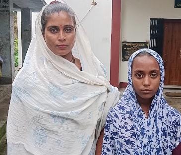 डलमऊ पुलिस पर गंभीर आरोप: FIR तक नहीं लिखी, उल्टा घर में घुसकर नाबालिग बेटी से पूछताछ