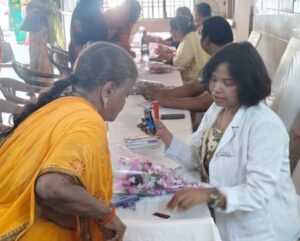 जगतपुर सीएचसी में लगा मेगा हेल्थ कैंप, 8 विशेषज्ञ डॉक्टरों ने की जांच, ‘स्वस्थ नारी–सशक्त परिवार’ अभियान बना चर्चा का केंद्र