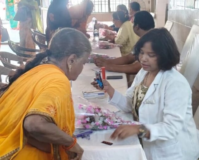 जगतपुर सीएचसी में लगा मेगा हेल्थ कैंप, 8 विशेषज्ञ डॉक्टरों ने की जांच, ‘स्वस्थ नारी–सशक्त परिवार’ अभियान बना चर्चा का केंद्र