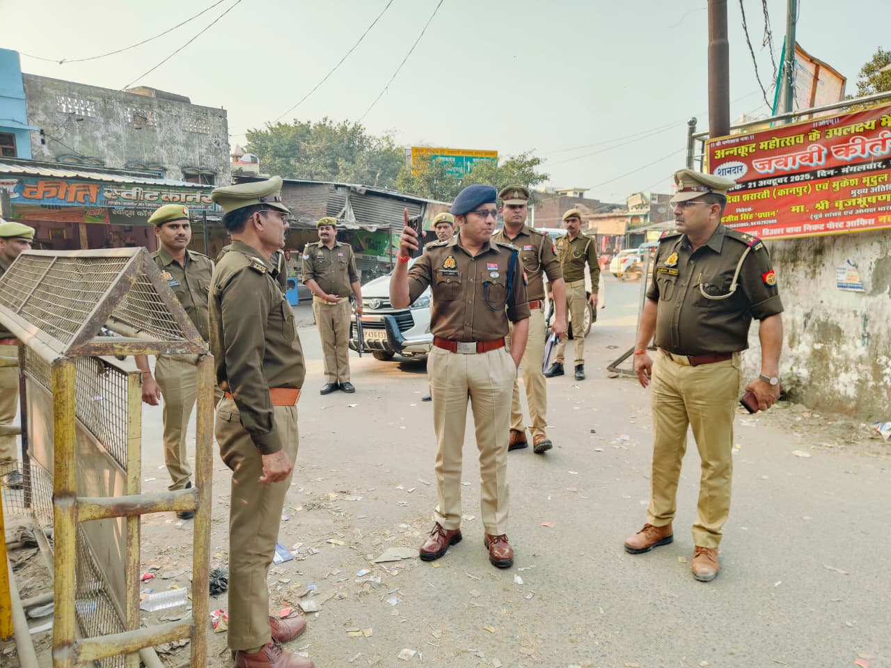 अयोध्या ध्वजारोहण से पहले Full Alert—गोण्डा एसपी विनीत जायसवाल ने बॉर्डर पर की ग्राउंड चेकिंग, सुरक्षा व्यवस्था को Zero-Error मोड में किया सेट