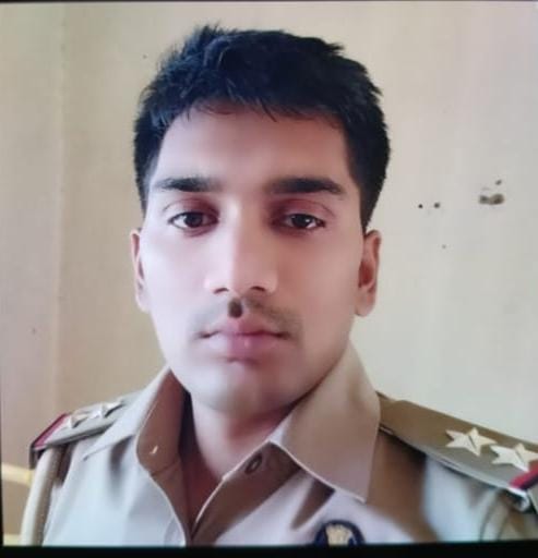 10 हजार की घूस लेते दरोगा धरा गया, विवेचना में सख्ती बढ़ाने की धमकी देकर वसूली का आरोप, एंटी करप्शन की कार्रवाई से मचा हड़कंप