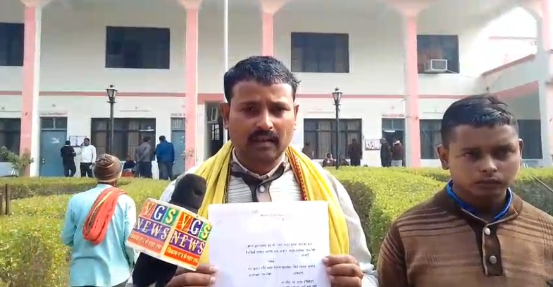 नाश्ते की बात पर लेखपाल का रौद्र रूप, होटल मालिक को घर ढहाने की धमकी से मचा हड़कंप