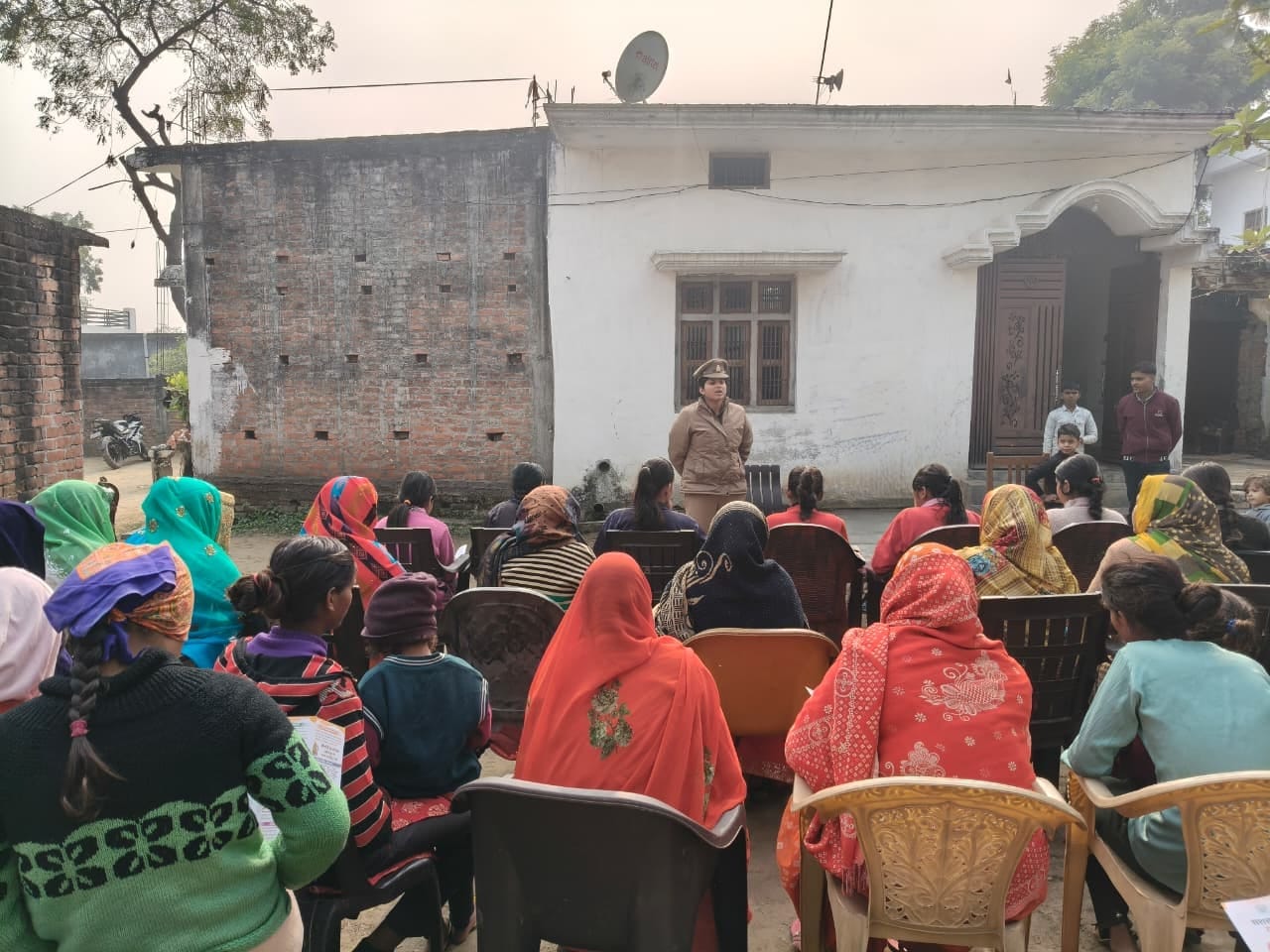 मिशन शक्ति अभियान 5.0 के तहत महंगूपुर में बहु-बेटी सम्मेलन, महिलाओं व बालिकाओं को सुरक्षा और अधिकारों की दी गई विस्तृत जानकारी